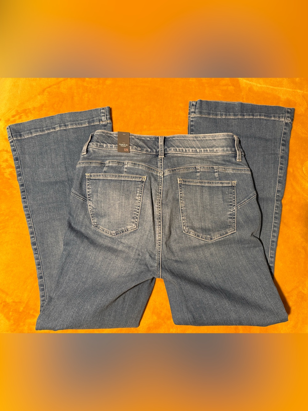 Torrid bombshell flared jeans - Picture 13 of 13